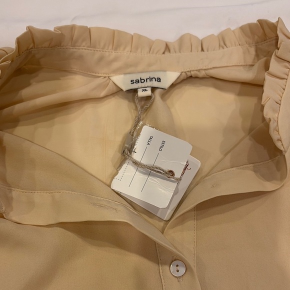 Sabrina Women's Cream Blouse - Picture 2 of 3